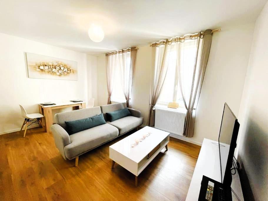 Rm-0 - Appartement F2 Au Rdc A Mulhouse Pour 1-2 Pers Exteriör bild
